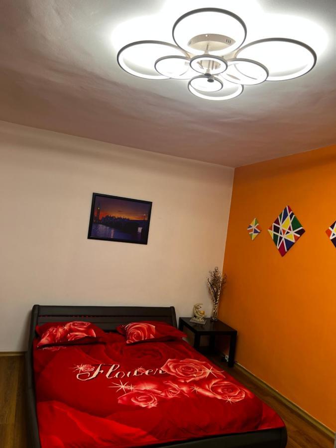 Crisshome1 Bucureşti Ngoại thất bức ảnh